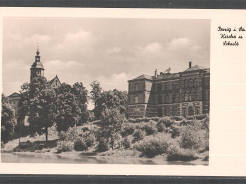 kirche_mit_schule